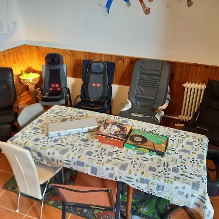 Triniti Vendeghaz * Eger