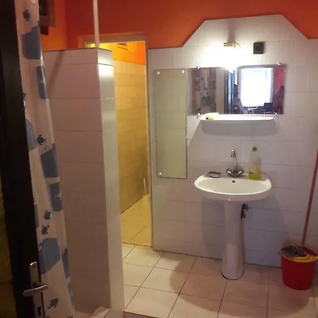 Triniti Vendeghaz * Eger