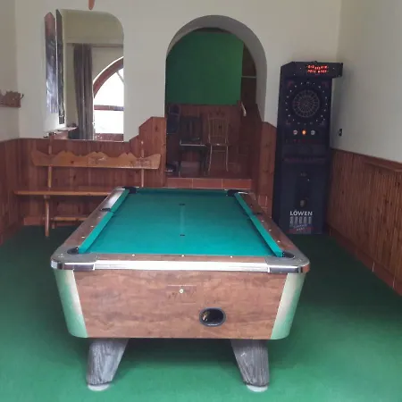 Triniti Vendeghaz Pensjonat