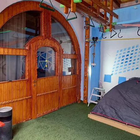 Πανσιόν Triniti Vendeghaz *