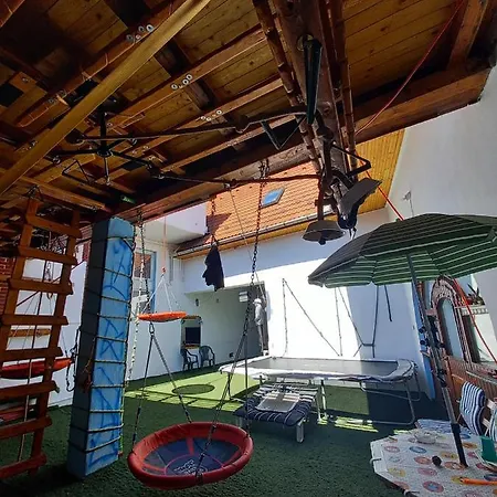 Guest house Triniti Vendeghaz