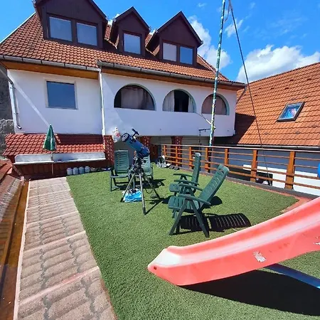 Triniti Vendeghaz Guest house Eger