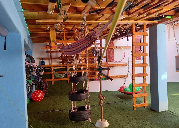 Triniti Vendeghaz Еґер