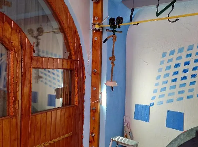 Triniti Vendeghaz * Еґер