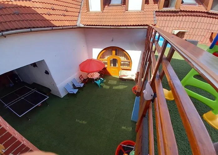 Гостьовий будинок Triniti Vendeghaz *