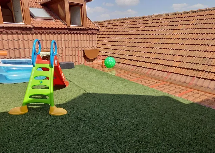 Triniti Vendeghaz Гостьовий будинок *