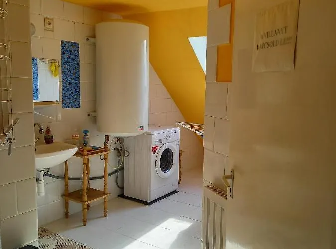 Гостьовий будинок Triniti Vendeghaz