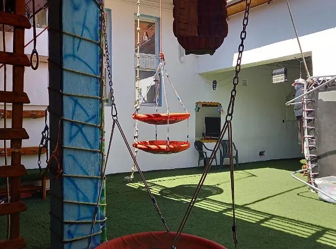 Triniti Vendeghaz Гостьовий будинок Еґер