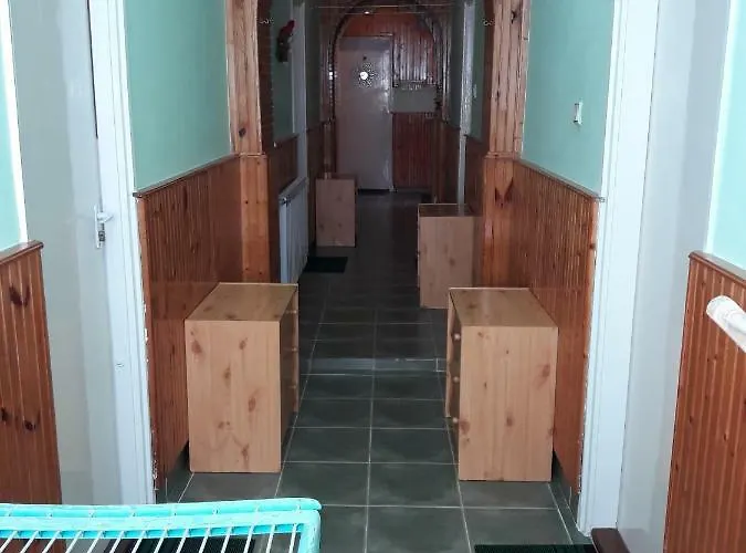 Triniti Vendeghaz Еґер